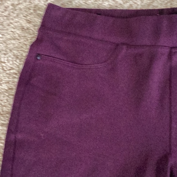 Like new DKNY pull on jeans size M - Picture 6 of 12